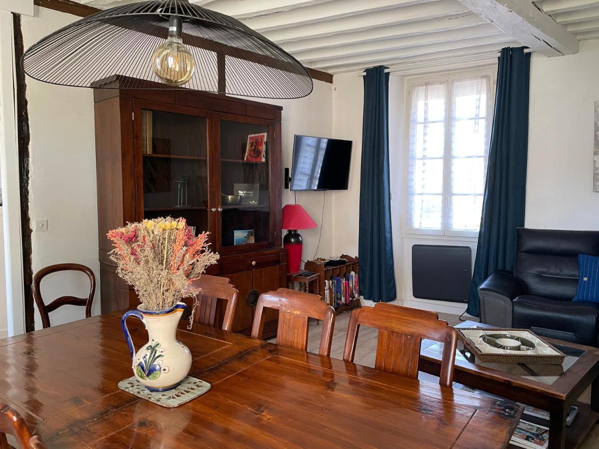 jolie maison de campagne avec piscine intérieur chauffée Fontaine-la-Gaillarde Extérieur photo