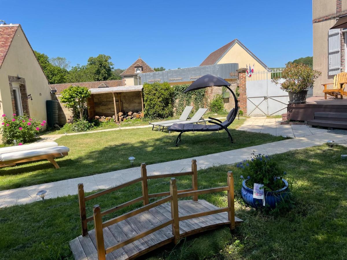 jolie maison de campagne avec piscine intérieur chauffée Fontaine-la-Gaillarde Extérieur photo