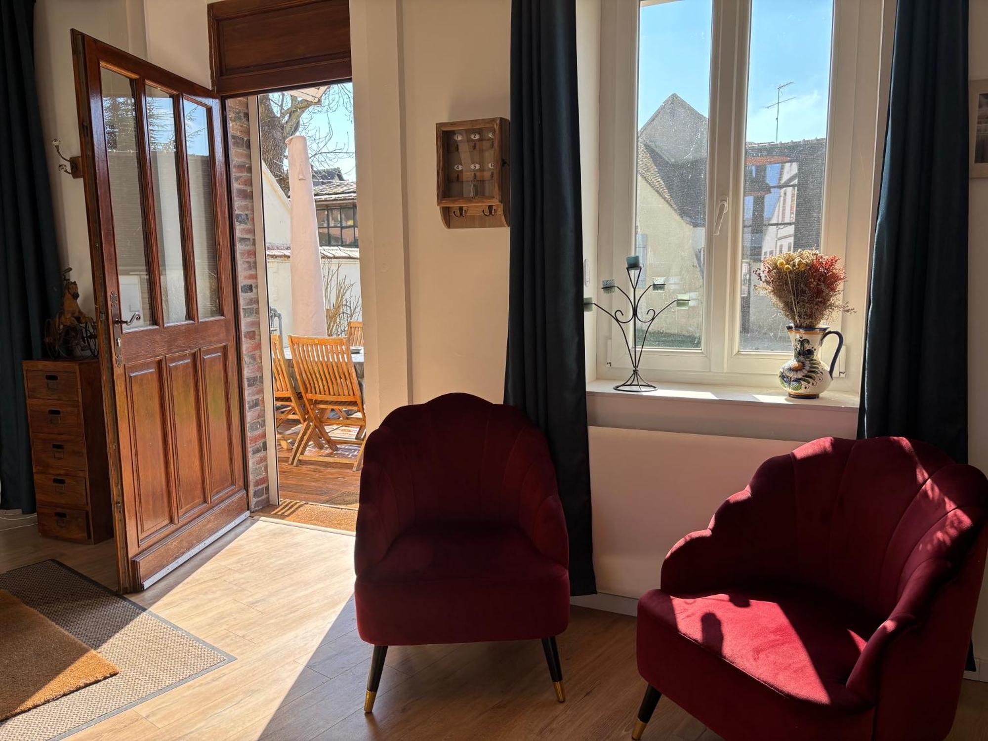 jolie maison de campagne avec piscine intérieur chauffée Fontaine-la-Gaillarde Extérieur photo